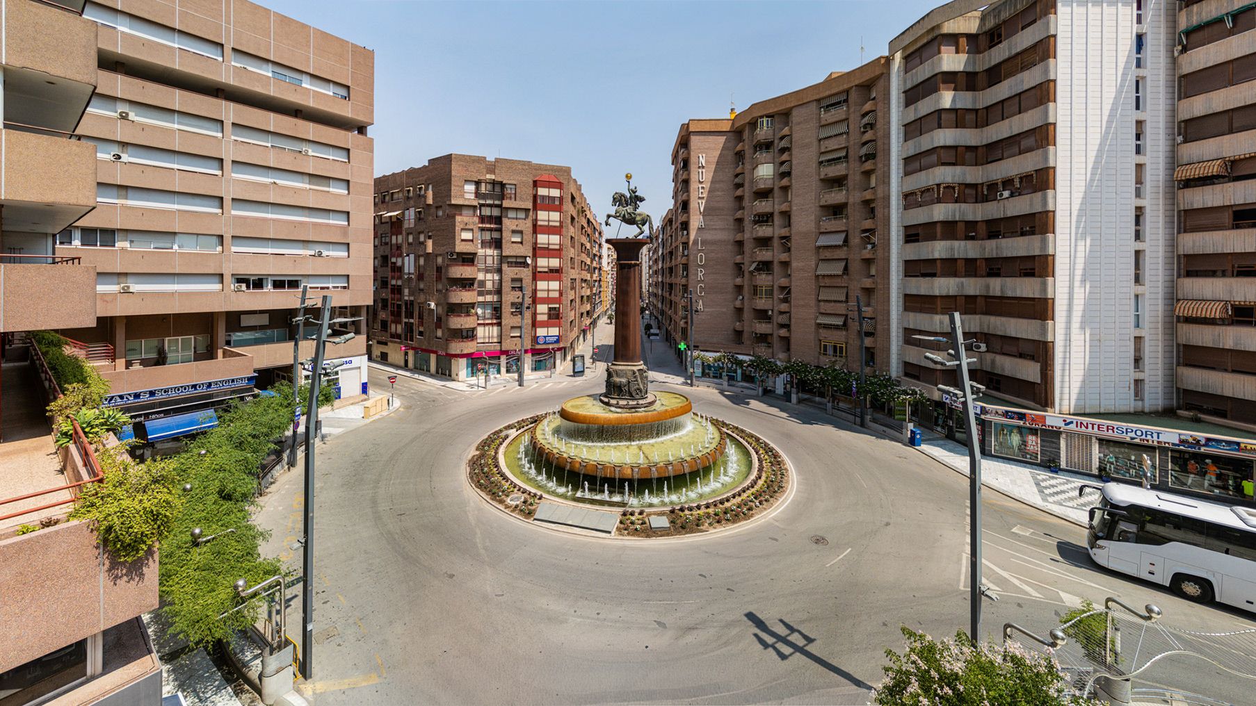 Monumento al Procesionista - Ovalo